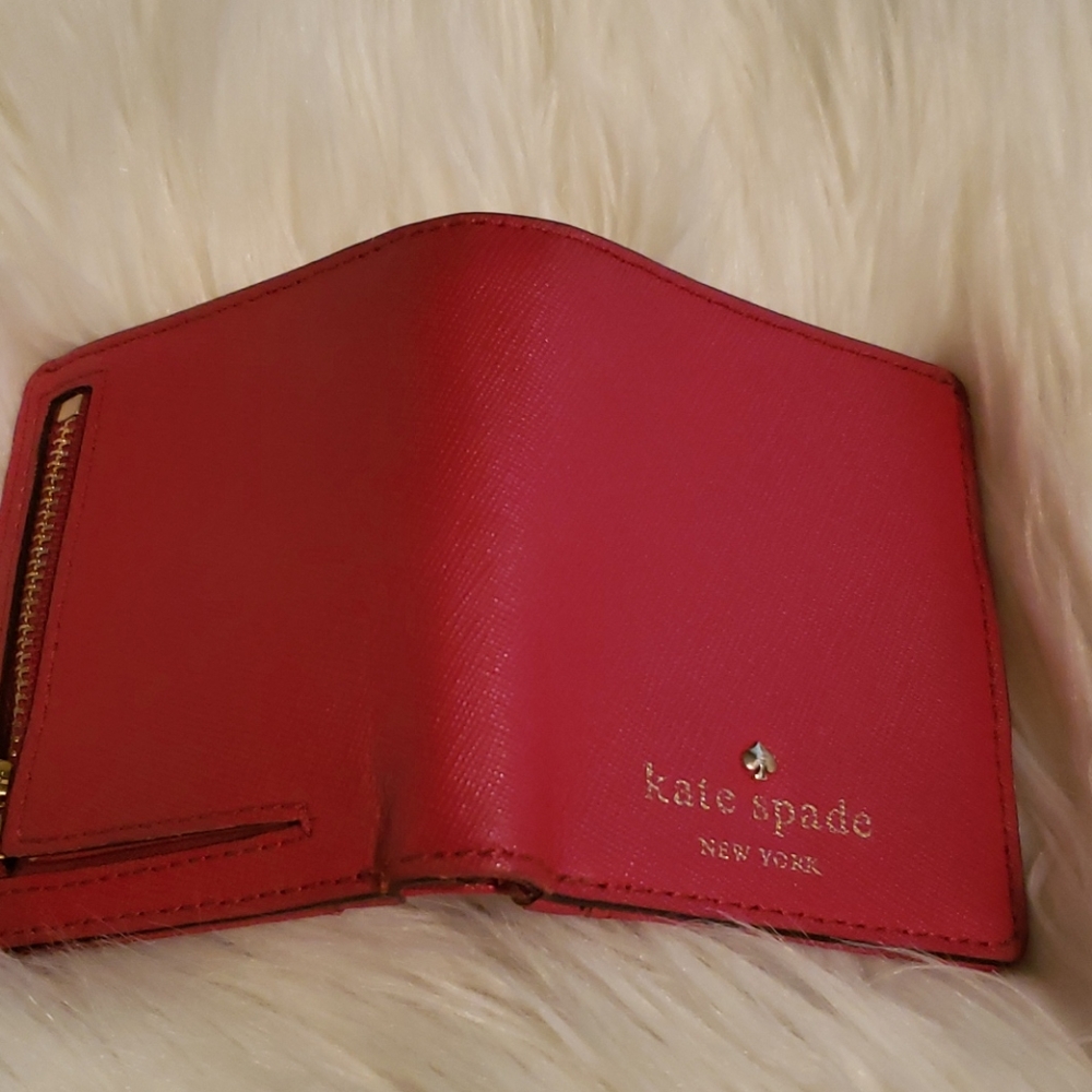 Kate Spade Wallet - Picture 5 of 8